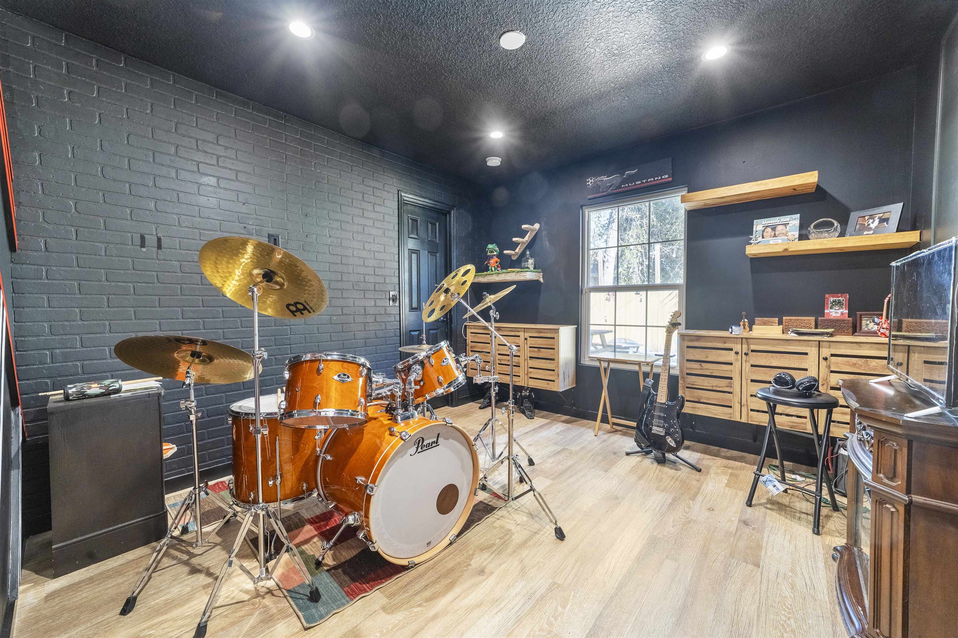 101 Azalea Road St. Augustine, FL 32086 - Photo 22 of 35 a view of a room with gym equipment