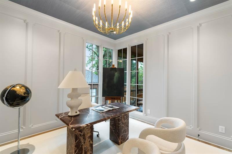 1026 Reeder Circle Northeast Atlanta, GA 30306 - Photo 17 of 95