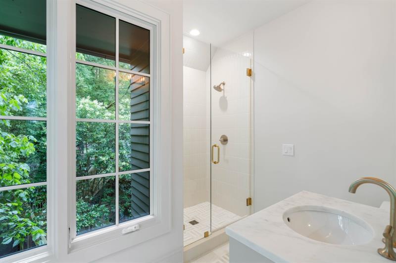 1026 Reeder Circle Northeast Atlanta, GA 30306 - Photo 53 of 95