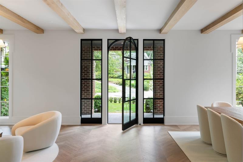 1026 Reeder Circle Northeast Atlanta, GA 30306 - Photo 6 of 95