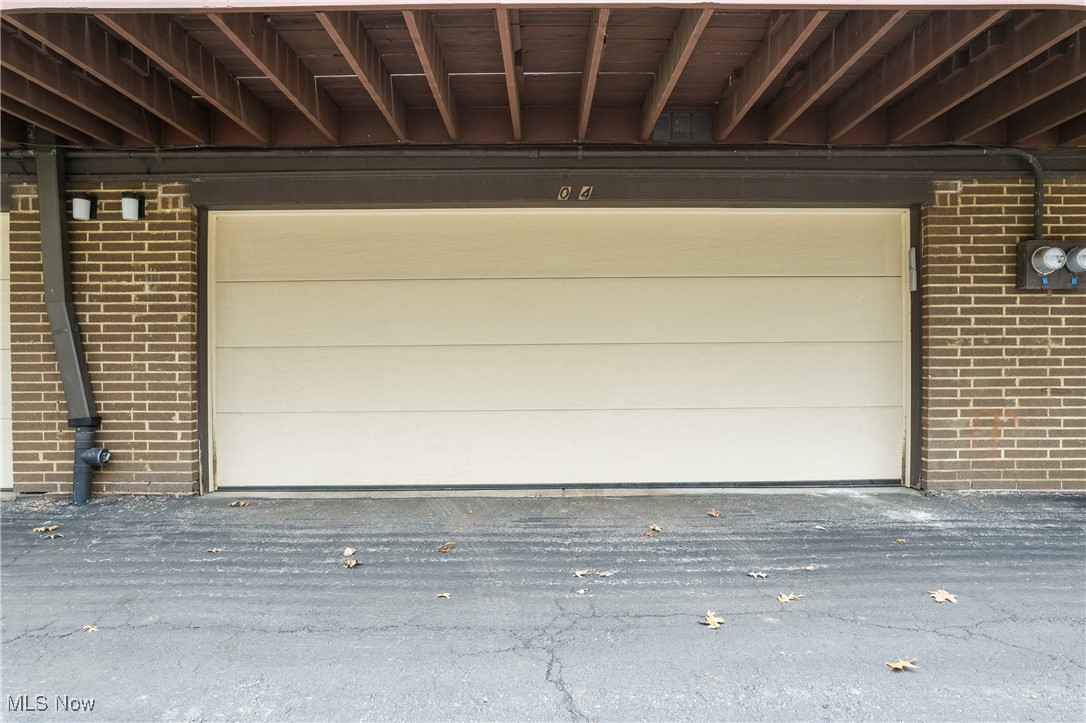6462 State Road, Unit 4 Parma, OH 44134 - Photo 39 of 42 View of garage