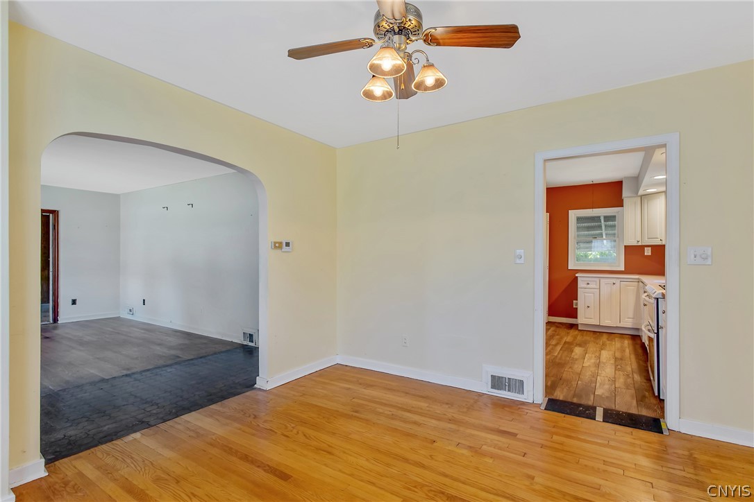 201 Sheridan Road Salina, NY 13090 - Photo 10 of 31