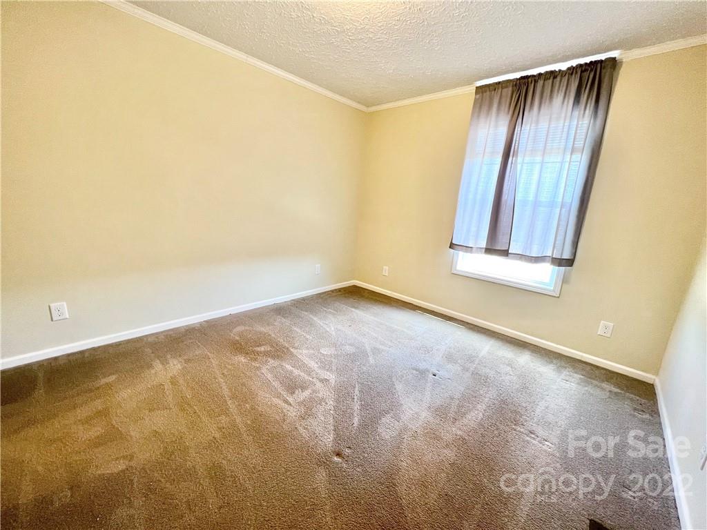 3389 Bowman Road Granite Falls, NC 28630 - Photo 11 of 37 Gallery Image 11