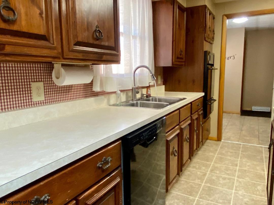 741 Zachs Run Road Mount Clare, WV 26408 - Photo 5 of 26 Gallery Image 5