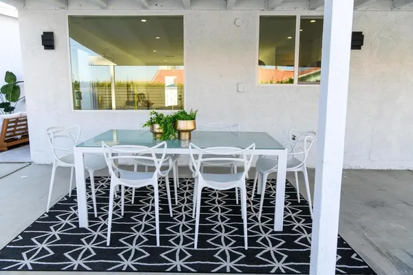 a view of a bench in patio
