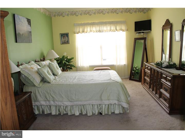 4007 Sterling Road, Unit 146 Yardley, PA 19067 - Photo 9 of 23 Gallery Image 9