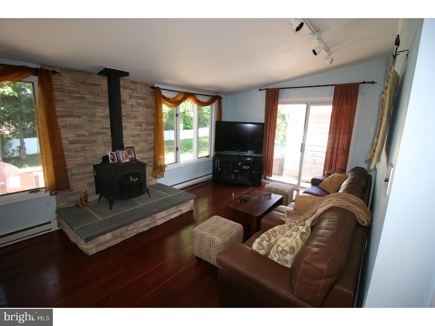 1000 Conestoga Road Berwyn, PA 19312 - Photo 9 of 24 Family Room