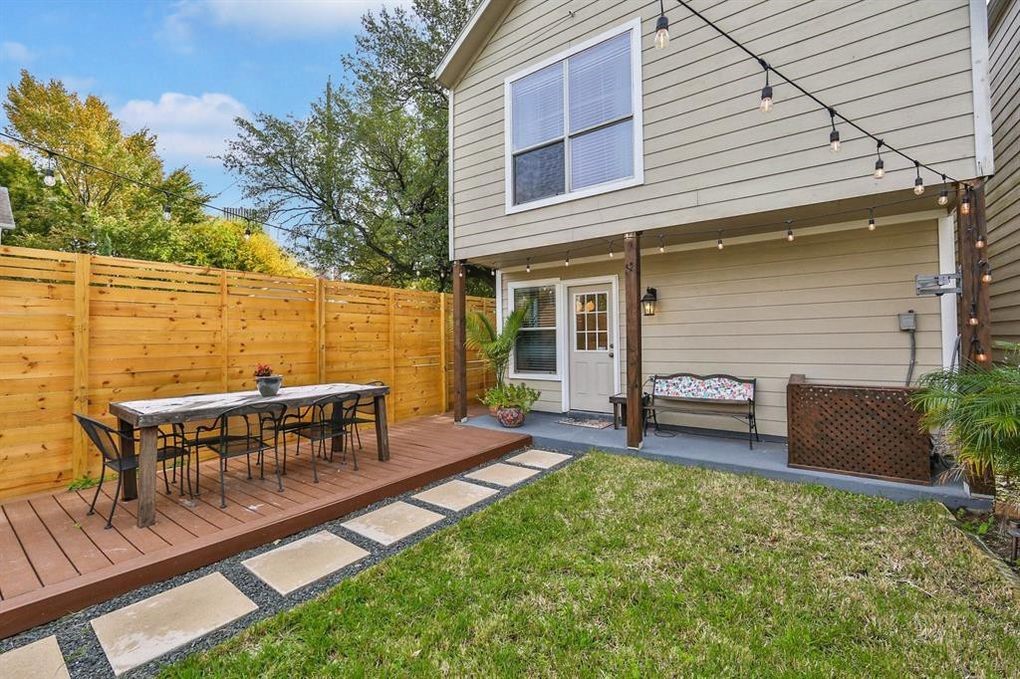 1018 Ruthven Street Houston, TX 77019 - Photo 2 of 15