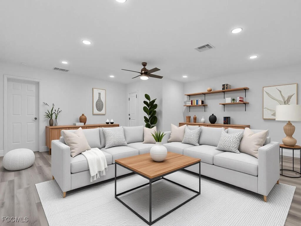 11981 Plantation Road Fort Myers, FL 33966 - Photo 23 of 48 a living room with furniture