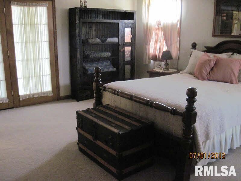 51 Bert Road Golconda, IL 62938 - Photo 6 of 16