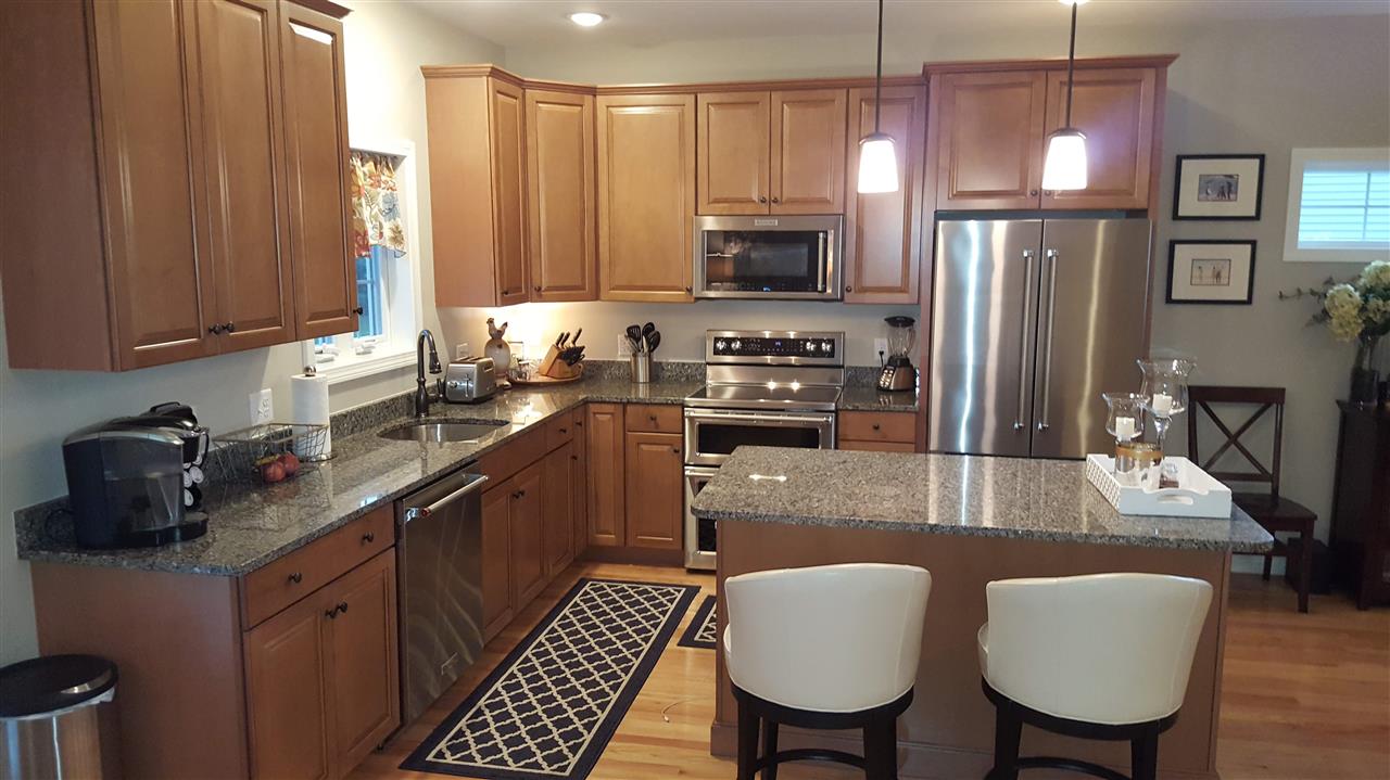6 Crown Point Circle, Unit 75 Merrimack, NH 03054 - Photo 6 of 20 Gallery Image 6