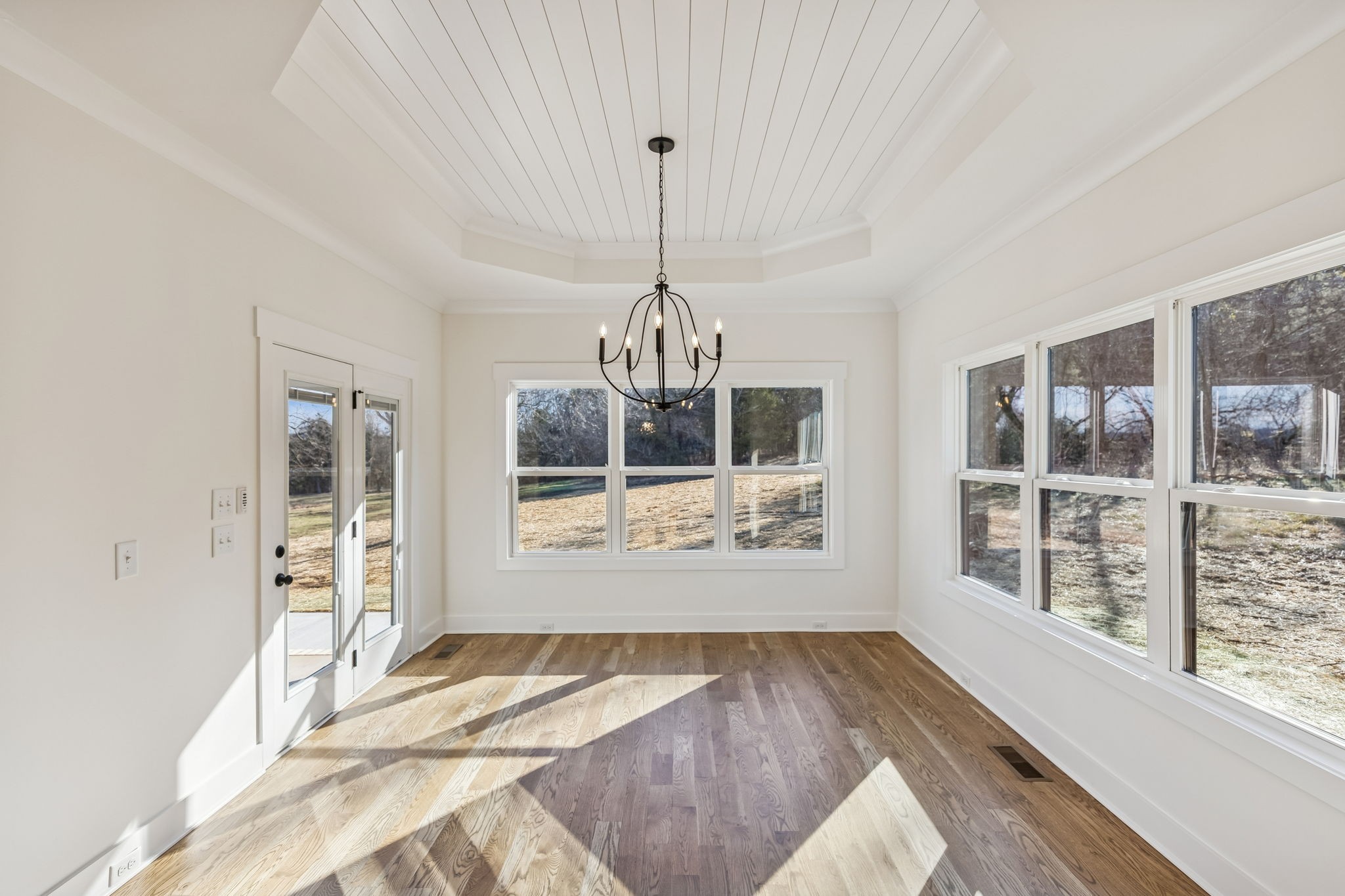 13841 Cainsville Road Lebanon, TN 37090 - Photo 26 of 81 a view of an empty room with a window