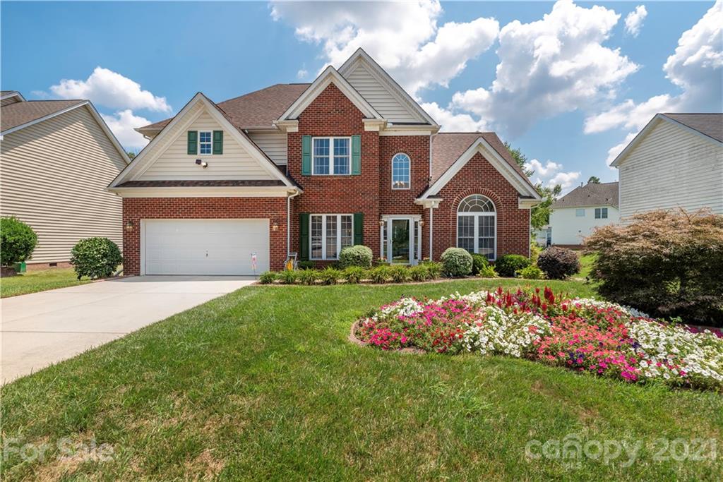10840 Hellebore Road Charlotte, NC 28213 - Photo 1 of 37 Gallery Image 1