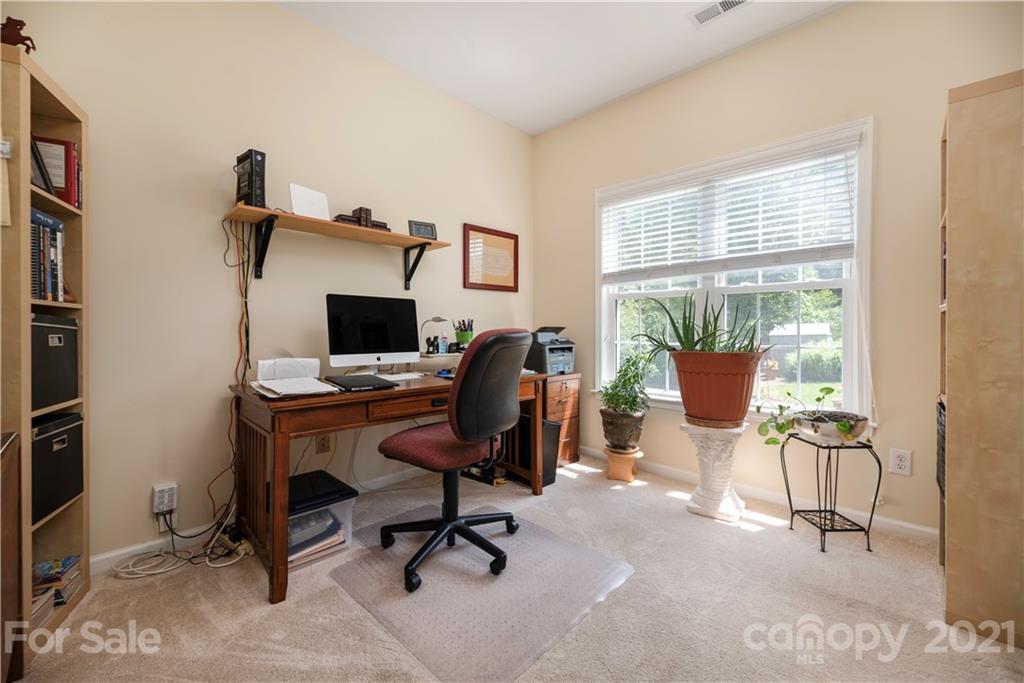 10840 Hellebore Road Charlotte, NC 28213 - Photo 17 of 37 Gallery Image 17