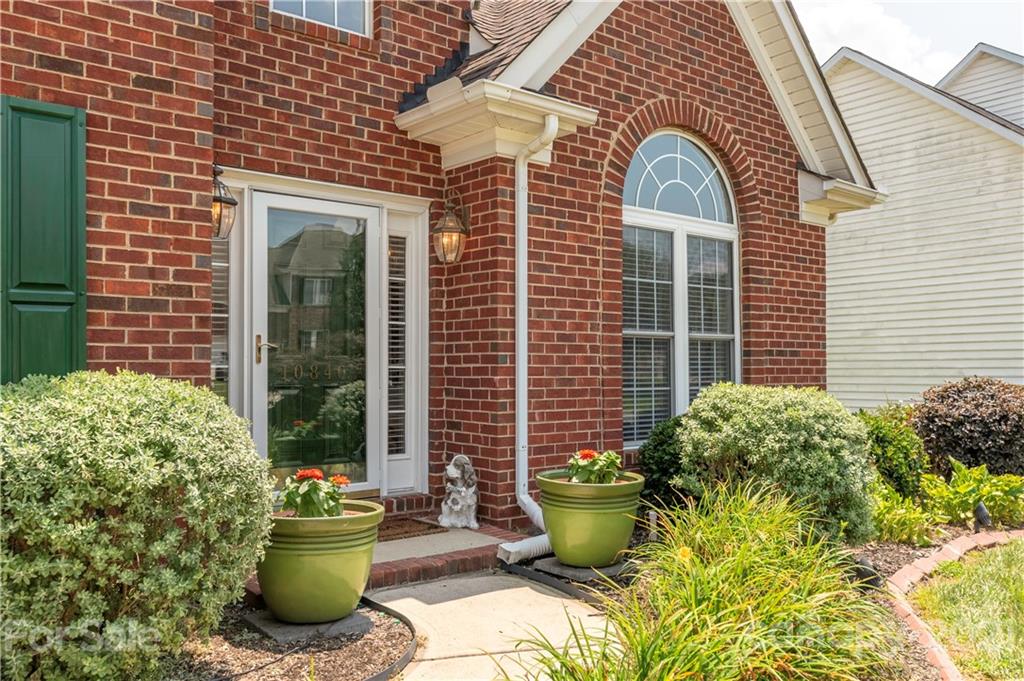 10840 Hellebore Road Charlotte, NC 28213 - Photo 3 of 37 Gallery Image 3