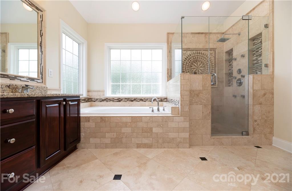10840 Hellebore Road Charlotte, NC 28213 - Photo 22 of 37 Gallery Image 22