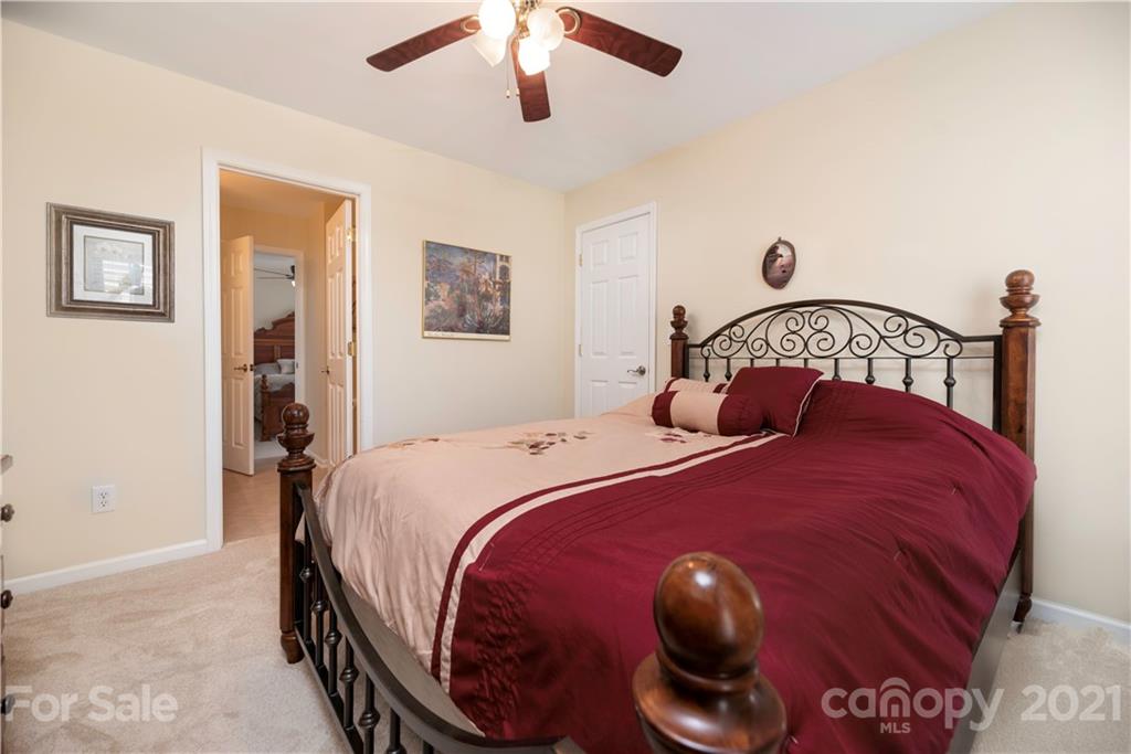 10840 Hellebore Road Charlotte, NC 28213 - Photo 24 of 37 Gallery Image 24
