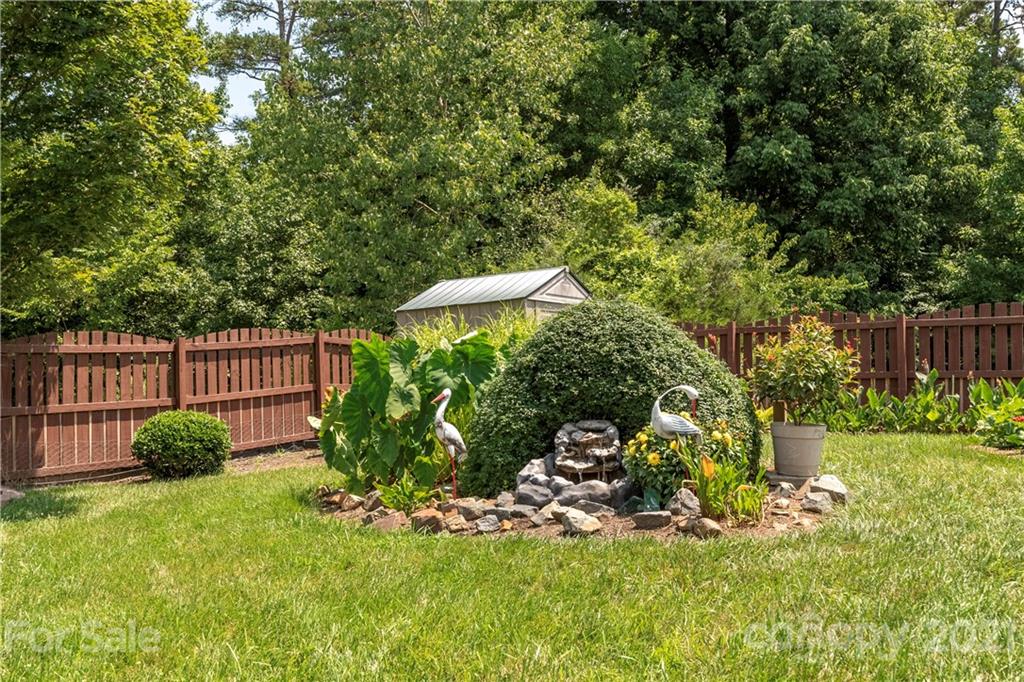 10840 Hellebore Road Charlotte, NC 28213 - Photo 33 of 37 Gallery Image 33