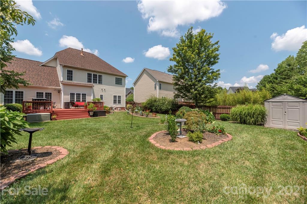 10840 Hellebore Road Charlotte, NC 28213 - Photo 36 of 37 Gallery Image 36