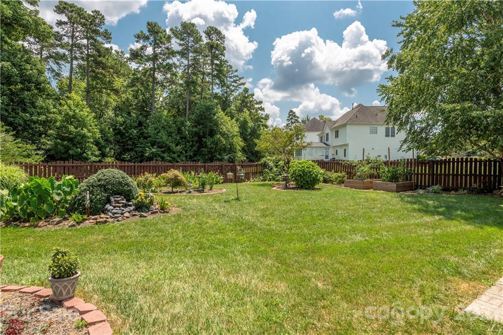 10840 Hellebore Road Charlotte, NC 28213 - Photo 37 of 37 Gallery Image 37