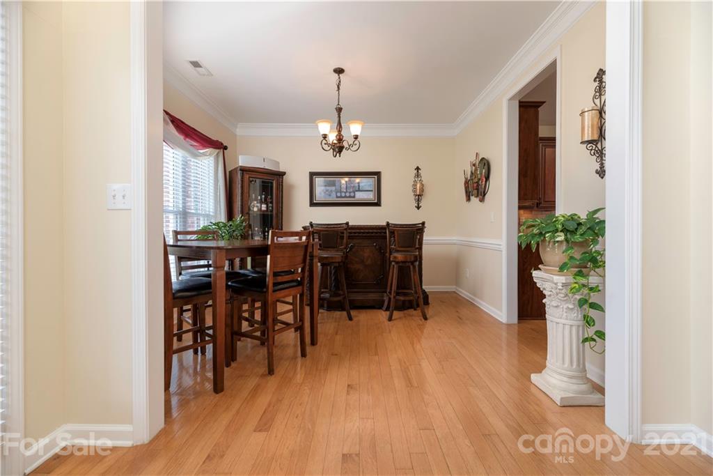 10840 Hellebore Road Charlotte, NC 28213 - Photo 5 of 37 Gallery Image 5