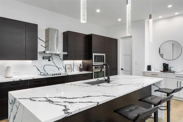 $6,500 | 3210 Herbert Street, Dallas, TX 75212