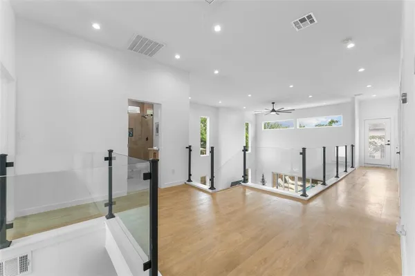 $6,500 | 3210 Herbert Street, Dallas, TX 75212