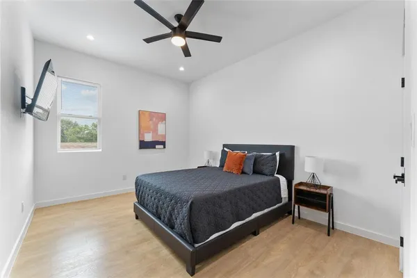 $6,500 | 3210 Herbert Street, Dallas, TX 75212