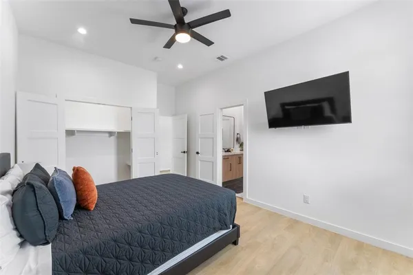 $6,500 | 3210 Herbert Street, Dallas, TX 75212