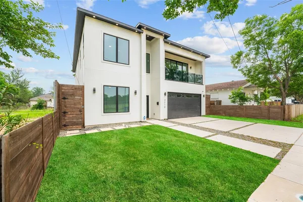 $6,500 | 3210 Herbert Street, Dallas, TX 75212