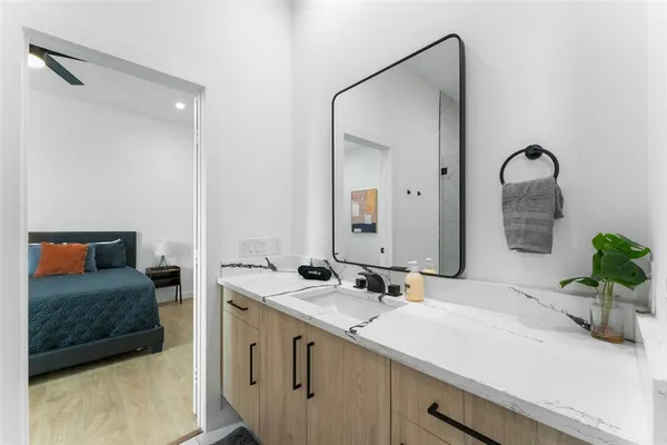 $6,500 | 3210 Herbert Street, Dallas, TX 75212