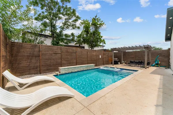 $6,500 | 3210 Herbert Street, Dallas, TX 75212