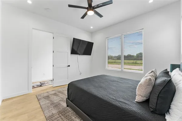 $6,500 | 3210 Herbert Street, Dallas, TX 75212