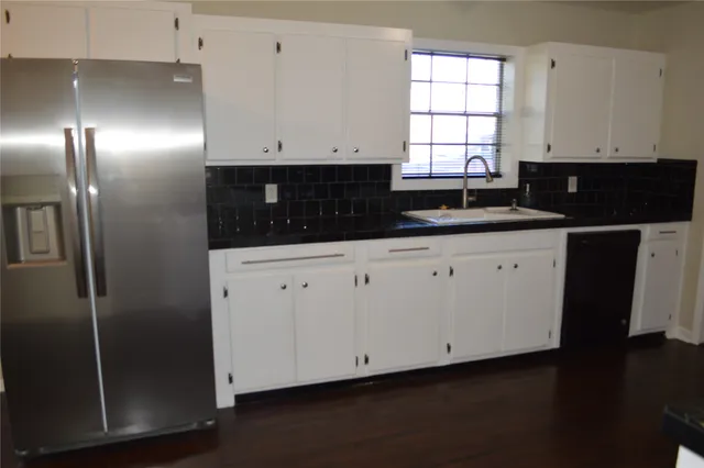 $1,950 | 532 Hollyhock Street, Prairie View, TX 77484