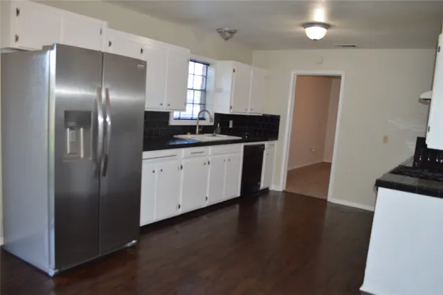 $1,950 | 532 Hollyhock Street, Prairie View, TX 77484