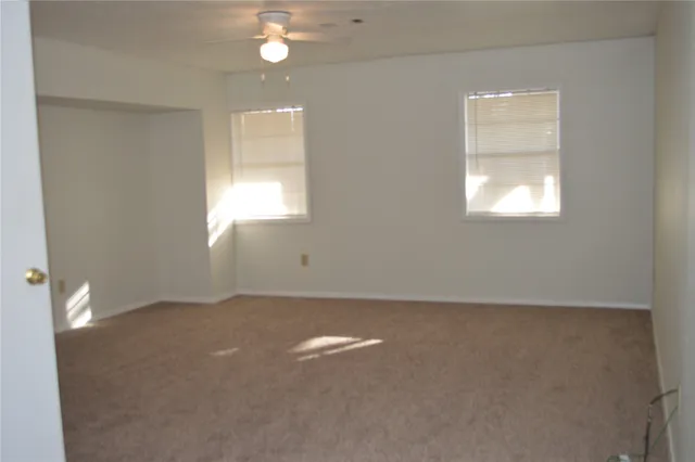 $1,950 | 532 Hollyhock Street, Prairie View, TX 77484