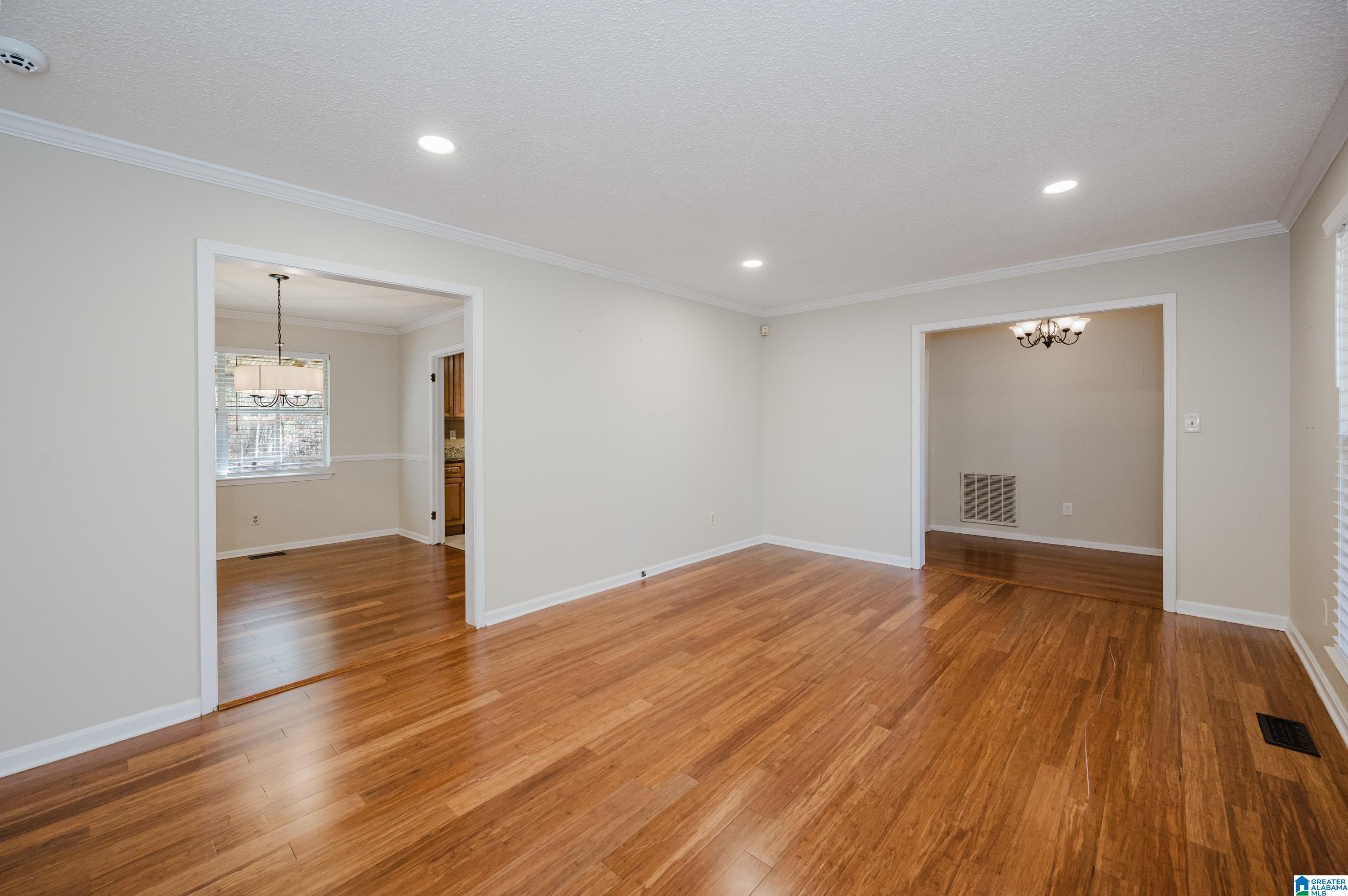 5269 Dresden Road Birmingham, AL 35210 - Photo 7 of 43
