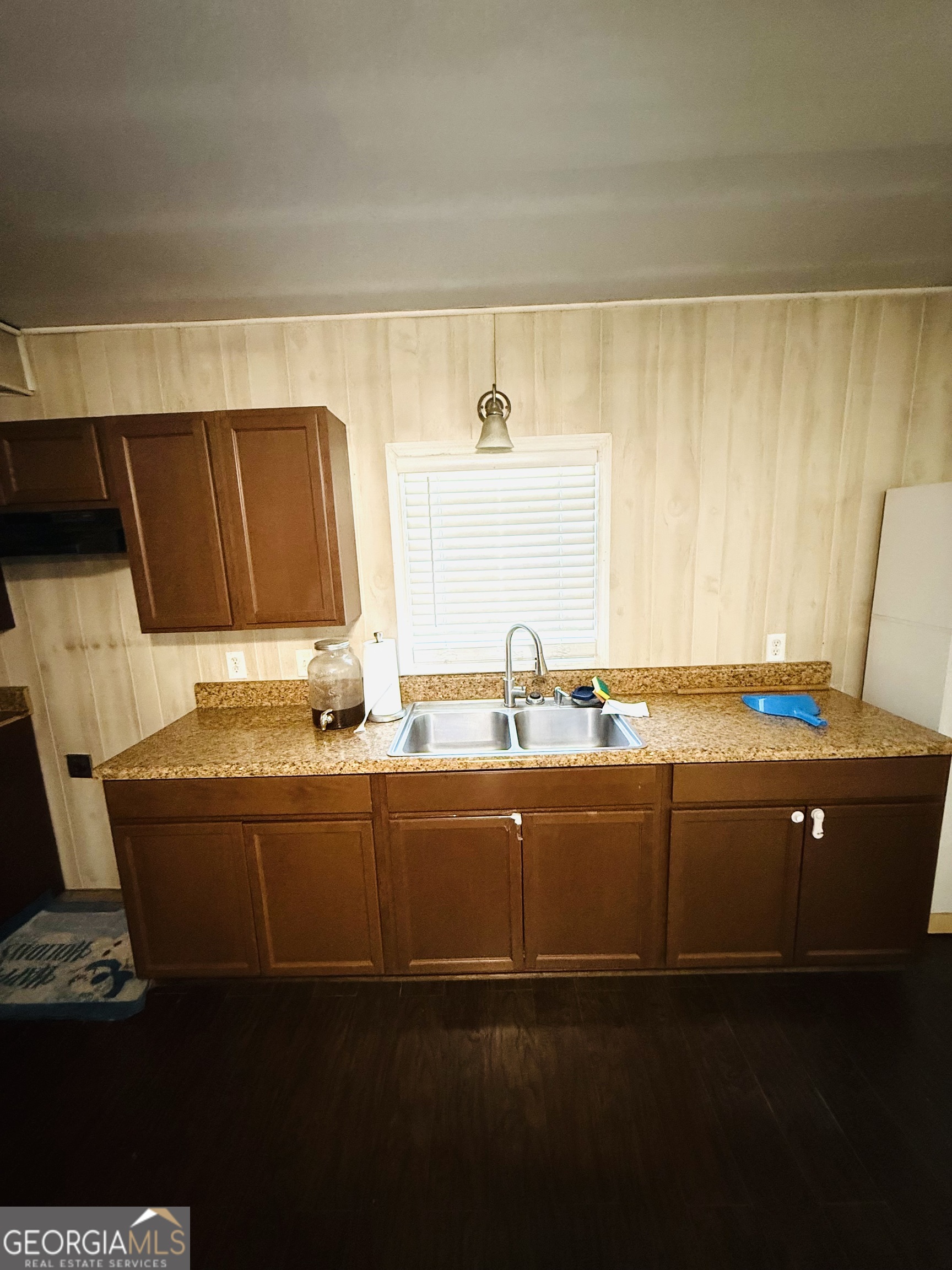 140 Rene Lane Cochran, GA 31014 - Photo 20 of 29 a view of cabinets with sink