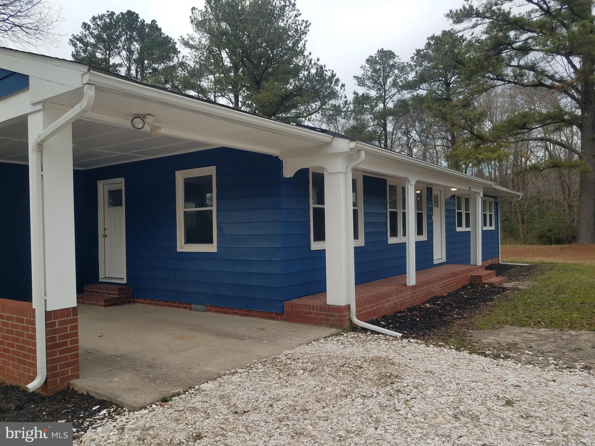 2123 Bypass Road Pocomoke City, MD 21851 - Photo 3 of 30 Nice open front porch.