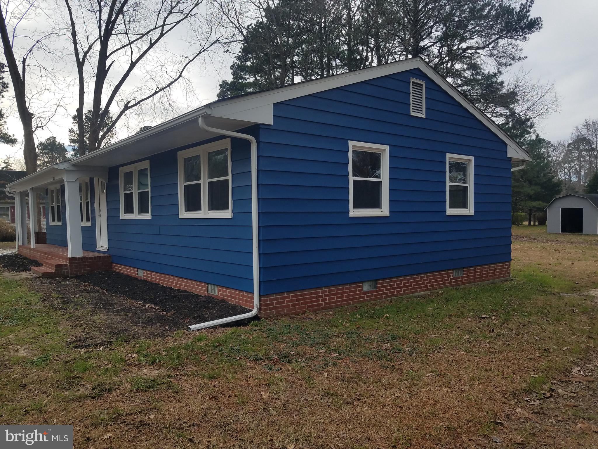 2123 Bypass Road Pocomoke City, MD 21851 - Photo 5 of 30 Vinyl windows all the way around.