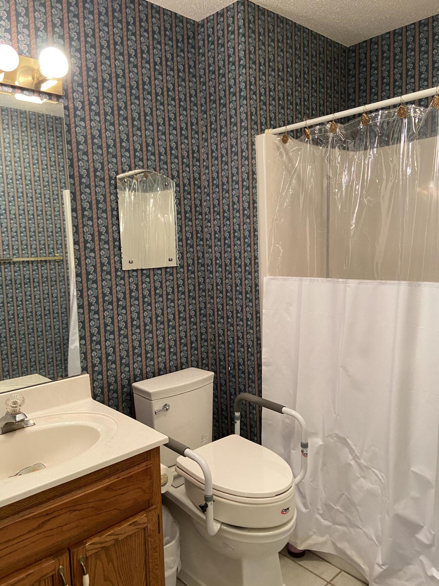 7524 Eric Drive Chattanooga, TN 37421 - Photo 19 of 28 26963250-E4B1-48F4-B16B-30F5FB735882