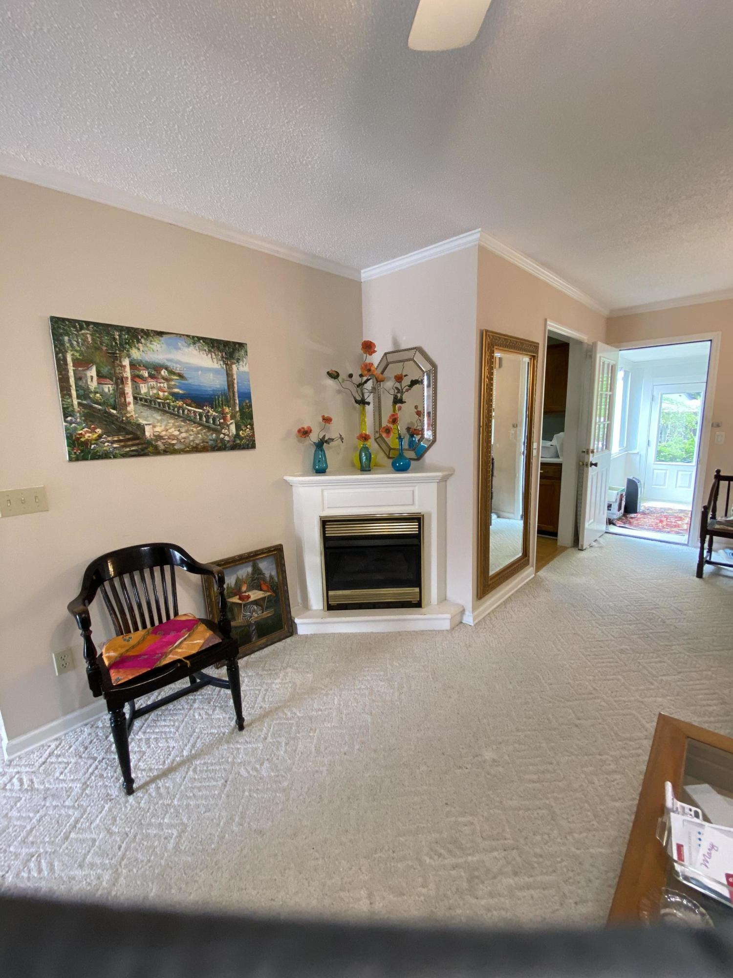 7524 Eric Drive Chattanooga, TN 37421 - Photo 5 of 28 E1536399-BF32-4718-BB85-28FF215DDDD7