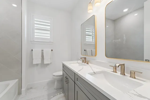 $5,900,000 | 20065 Southeast Bridgewater Drive, Jupiter, FL 33458