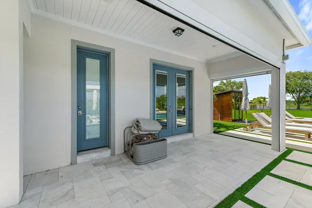 $5,900,000 | 20065 Southeast Bridgewater Drive, Jupiter, FL 33458