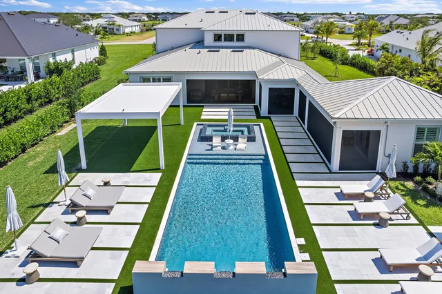 $5,900,000 | 20065 Southeast Bridgewater Drive, Jupiter, FL 33458