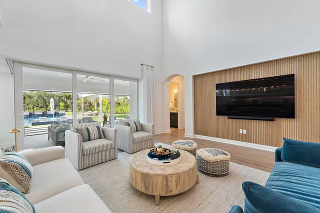 $5,900,000 | 20065 Southeast Bridgewater Drive, Jupiter, FL 33458