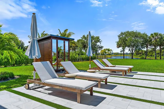 $5,900,000 | 20065 Southeast Bridgewater Drive, Jupiter, FL 33458