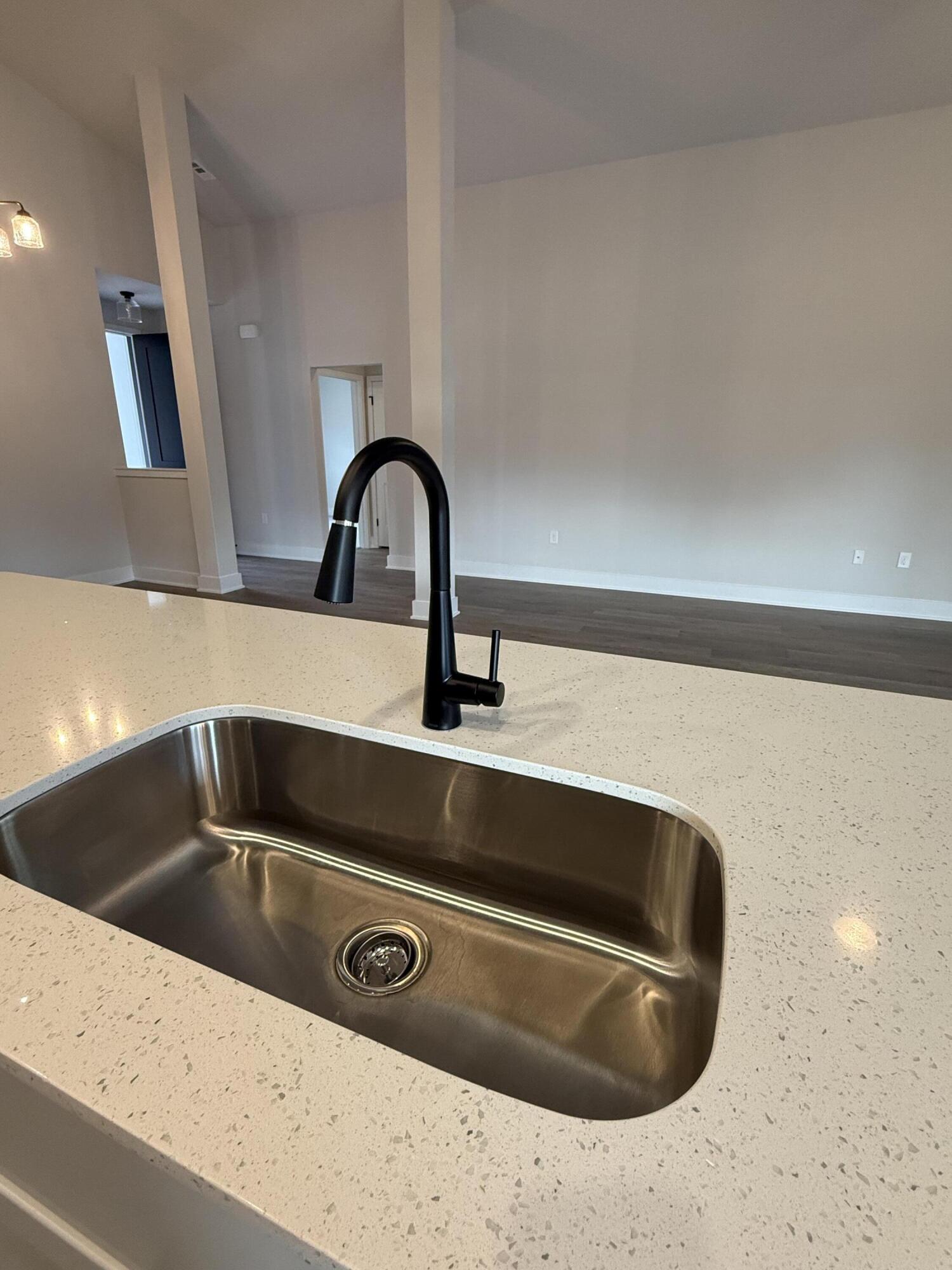 2404 Aleia Lane Crestview, FL 32536 - Photo 10 of 29 IMG_6393