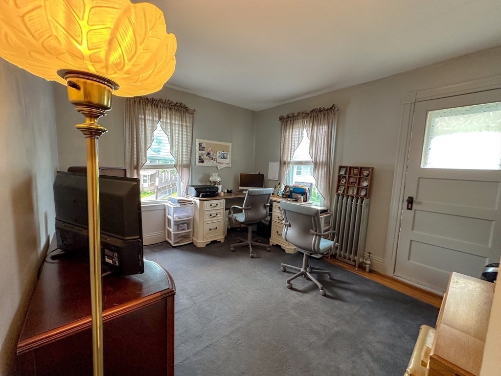 573 White Street Springfield, MA 01108 - Photo 28 of 39
