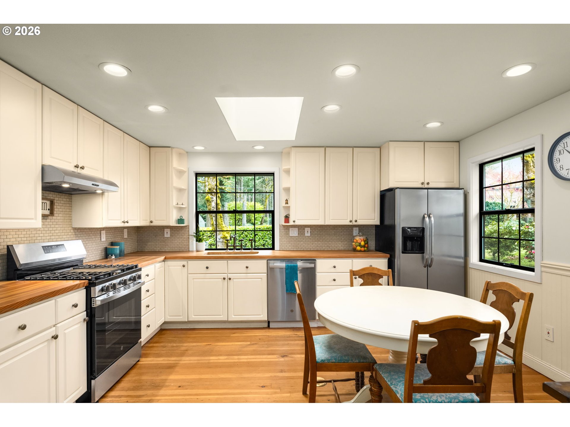 16038 Reese Road Lake Oswego, OR 97035 - Photo 10 of 40